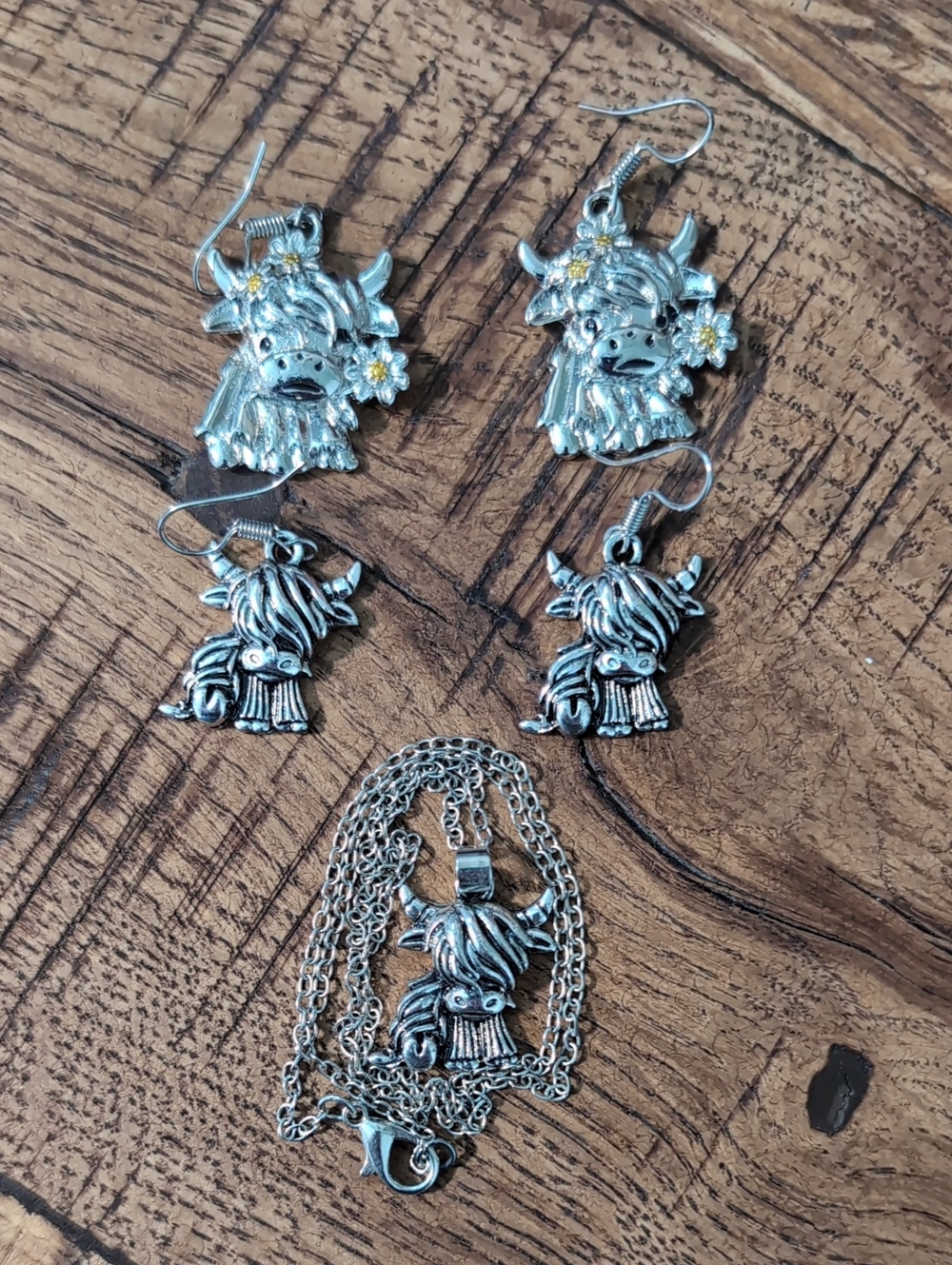Highland Cow Silver Charm Jewelry Set - Earrings & Necklace